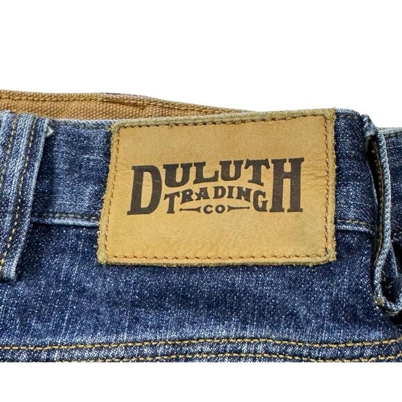 DULUTH TRADING CO. MEN'S SIZE 38X30 FLEX BALLROOM RELAXED FIT CARPENTER JEANS - Picture 4 of 9